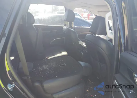 2021 Kia Telluride Ex z USA, uszkodzony, nr VIN 5XYP3DHC3MG190548